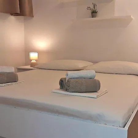 Mit Balkon In Strandnaehe By Interhome *