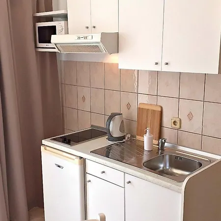 Mit Balkon In Strandnaehe By Interhome Apartman *