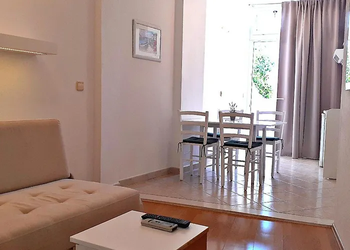 Mit Balkon In Strandnaehe By Interhome 公寓