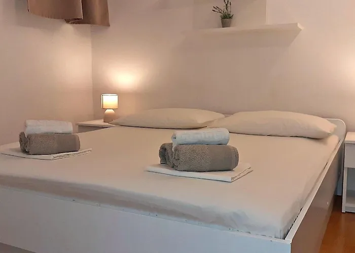 Mit Balkon In Strandnaehe By Interhome *